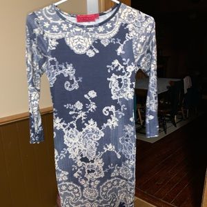 Bodycon dress from boohoo. Size 2. Freshly washed.